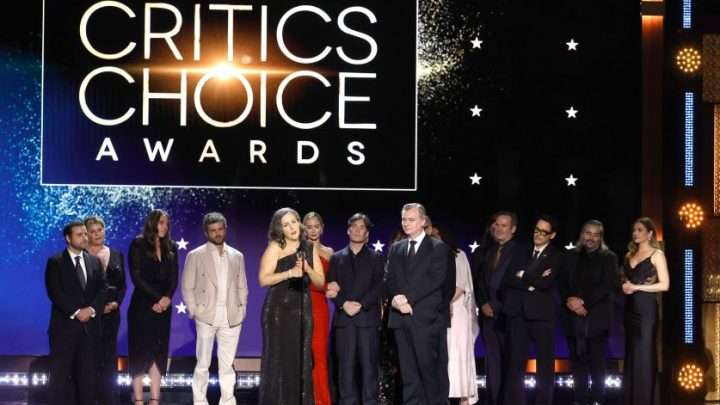 ‘Oppenheimer’ y ‘Barbie’ Brillan en los Critics Choice Awards 2024